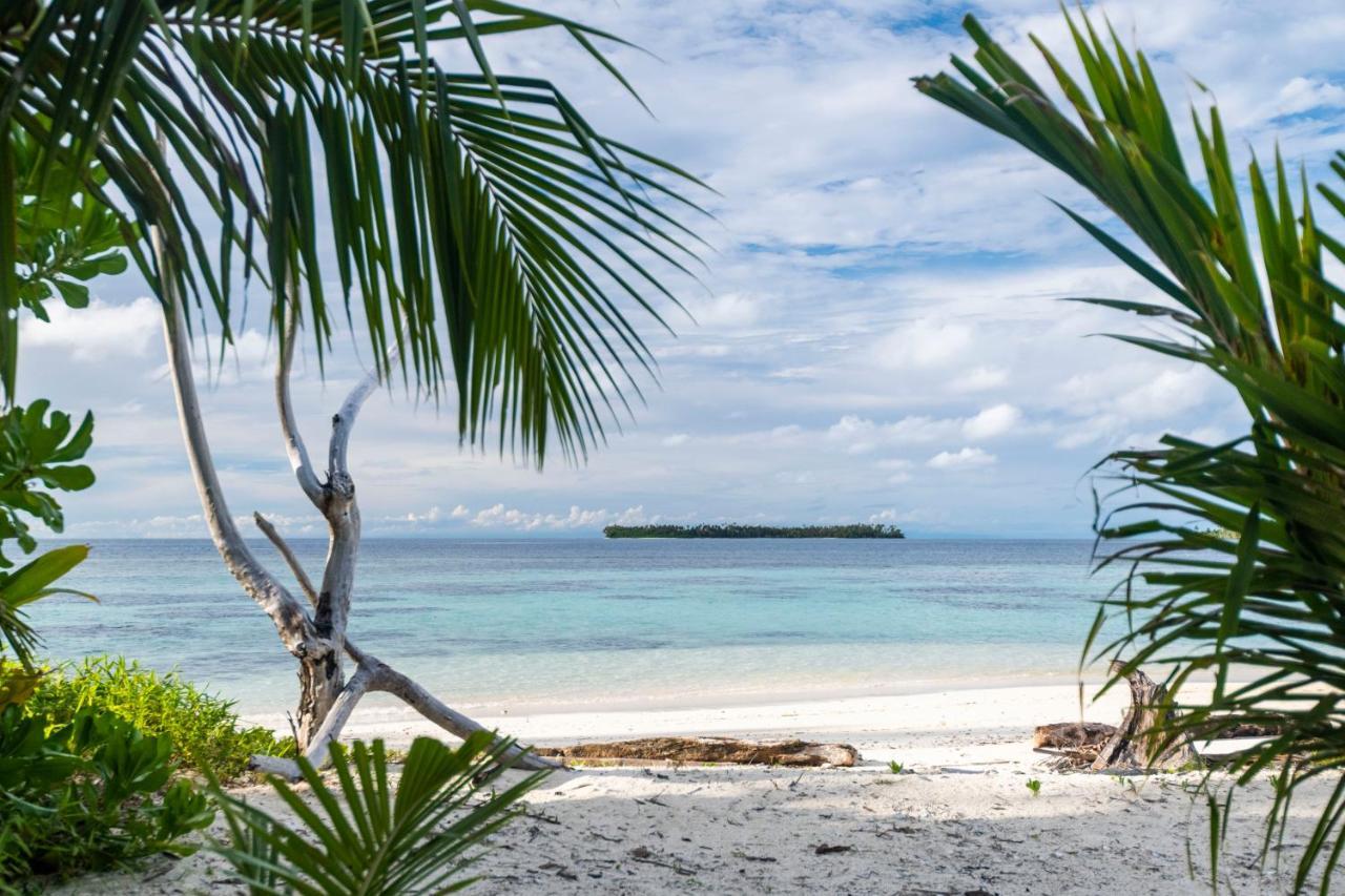Tailana Island Pulau Banyak Alaban Exterior foto